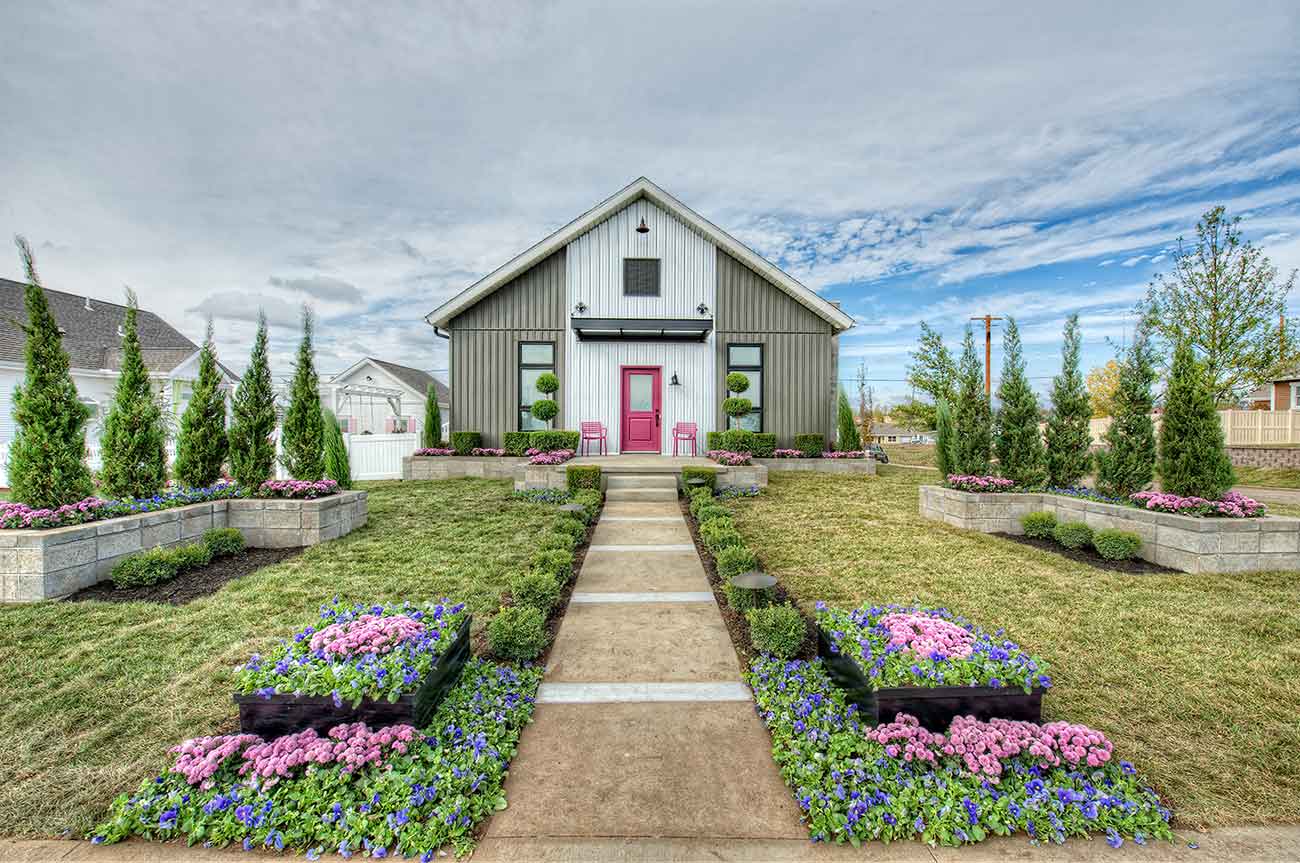 Home garden, Travis Miller Homes in Nixa, MO